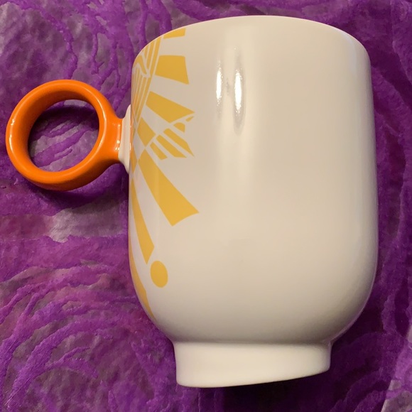 CIRQUE DU SOLEIL Asymmetrical Yellow Orange Sun Ring Handle Coffee Cup Mug 14oz - Picture 5 of 11